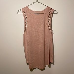 Mudd, women’s blush tank
